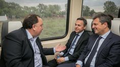 Massa junto al ministro Giuliano y el intendente Osuna. Massa junto al ministro Giuliano y el intendente Osuna.