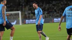 argentina ya esta en qatar y realizara su primer entrenamiento este jueves argentina ya esta en qatar y realizara su primer entrenamiento este jueves