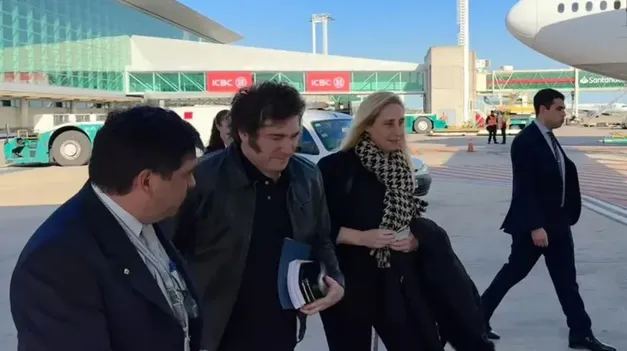 El Presidente vuelve al país.