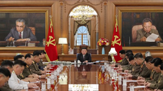El líder de Corea del Norte, Kim Jong Un le ordenó al Ejército que se preparen para la guerra