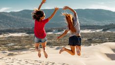 El fin de semana trae cambios en las relaciones y el trabajo. El fin de semana trae cambios en las relaciones y el trabajo.