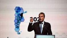 Sergio Massa se refirió a las consecuencias de entregar nuestra moneda. Sergio Massa se refirió a las consecuencias de entregar nuestra moneda.