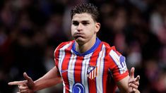 Araña metió dos tantos para el conjunto del Cholo Simeone. Araña metió dos tantos para el conjunto del Cholo Simeone.