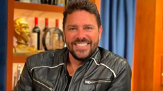 El actor habló sobre su salud mental y su futuro junto a una joven marplatense. El actor habló sobre su salud mental y su futuro junto a una joven marplatense.