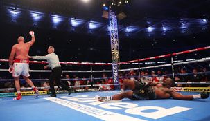 Tyson Fury acaba de noquear a Dillian Whyte.