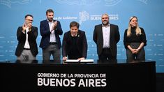 Kicillof firmó convenios con Banco Provincia para la compra de bienes de capital en 19 municipios.