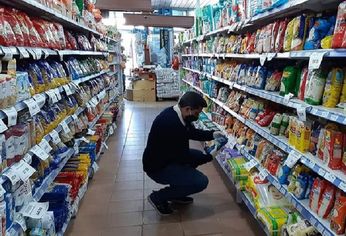 Los empleados del gremio de Comercio esperan un nuevo incremento en los salarios.