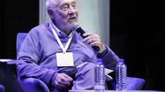 Joseph Stiglitz. Joseph Stiglitz.