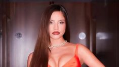 Emilia Mernes estaría desbordada por el conflicto con Tini Stoessel y María Becerra. Emilia Mernes estaría desbordada por el conflicto con Tini Stoessel y María Becerra.