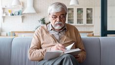 Estos gestos cotidianos, aunque breves, fortalecen el sistema cardiovascular, mejoran el estado de ánimo y ayudan a combatir el sedentarismo. Estos gestos cotidianos, aunque breves, fortalecen el sistema cardiovascular, mejoran el estado de ánimo y ayudan a combatir el sedentarismo.