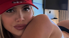 La empresaria volvió a revolucinar las redes sociales con unas fotos junto al músico español. La empresaria volvió a revolucinar las redes sociales con unas fotos junto al músico español.