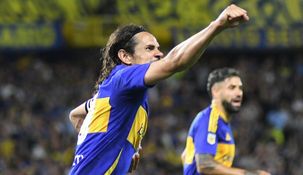 Edinson Cavani busca volver a jugar en Boca tras su lesión.