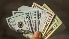 El dólar informal terminó la semana pasada a $201,50. El dólar informal terminó la semana pasada a $201,50.