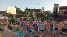 Villa Iris combina entorno rural, calma y una marcada identidad comunitaria. Villa Iris combina entorno rural, calma y una marcada identidad comunitaria.