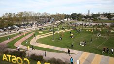 El paseo de 5 hectáreas está ubicado a metros del Aeroparque sobre la Avenida Costanera Rafael Obligado. El paseo de 5 hectáreas está ubicado a metros del Aeroparque sobre la Avenida Costanera Rafael Obligado.