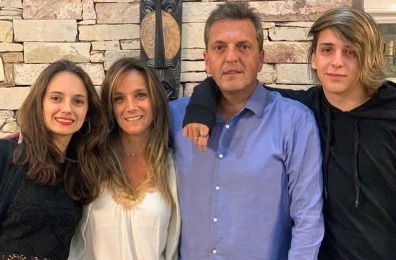 Massa junto a sus hijos