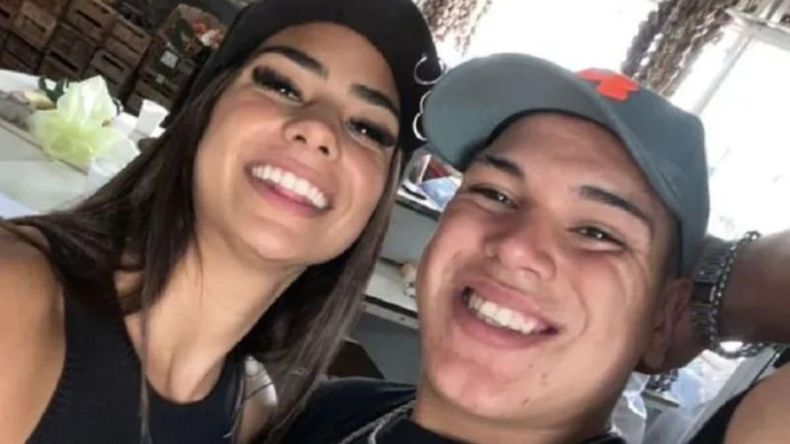 Celis y Medina fueron pareja y son padres de las gemelas Laia y Aimé.