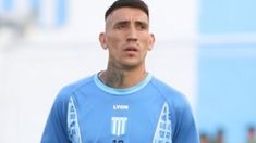 Racing de Córdoba analiza accionar legalmente contra Ricardo Centurión.