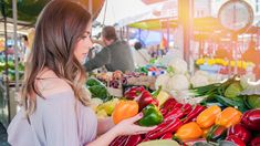 Los titulares de ANSES podrán obtener el reintegro en compras mayoristas y otros comercios adheridos. Los titulares de ANSES podrán obtener el reintegro en compras mayoristas y otros comercios adheridos.