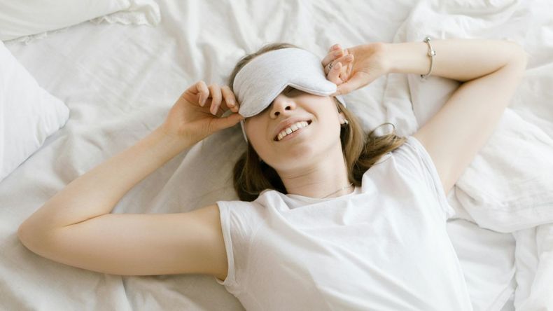 Dormir no es un lujo, sino una necesidad biológica fundamental. La ciencia continúa descubriendo nuevos beneficios asociados a un buen descanso.  