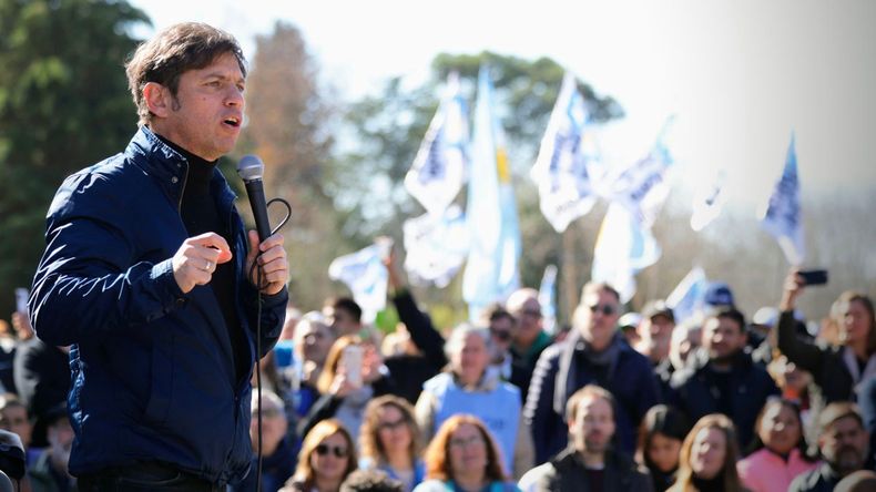 Axel Kicillof encabeza su primer acto propio en Florencio Varela y ...