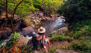 Sus pulperías tradicionales, balnearios y rica gastronomía local lo convierten en un destino imperdible.