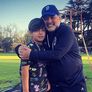 Benjamín Agüero y Diego Maradona, y el reencuentro en 2019.