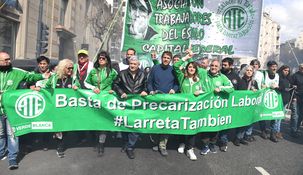 Trabajadores de los hospitales porteños pararon para exigir aumentos salariales