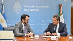 Sergio Massa firmó un acuerdo para la refinanciación de la deuda. Sergio Massa firmó un acuerdo para la refinanciación de la deuda.