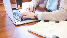 El costo de vida alemán fue dado a conocer a través de un estudiante argentino. El costo de vida alemán fue dado a conocer a través de un estudiante argentino.