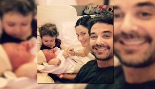 La tierna foto de Paula y Pedro con Baltazar y Oli. La tierna foto de Paula y Pedro con Baltazar y Oli.