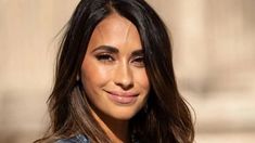 La esposa de Messi se sumará a una campaña con la Liga Profesional. La esposa de Messi se sumará a una campaña con la Liga Profesional.