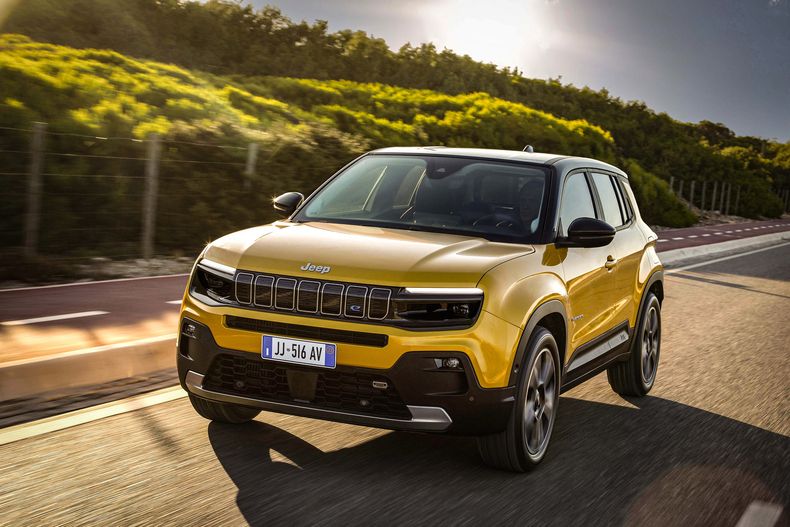 El Jeep Avenger se mostrará por primera vez al público en el Salón de Paris próximo.