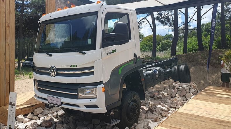 El camión llegará importado de Brasil.