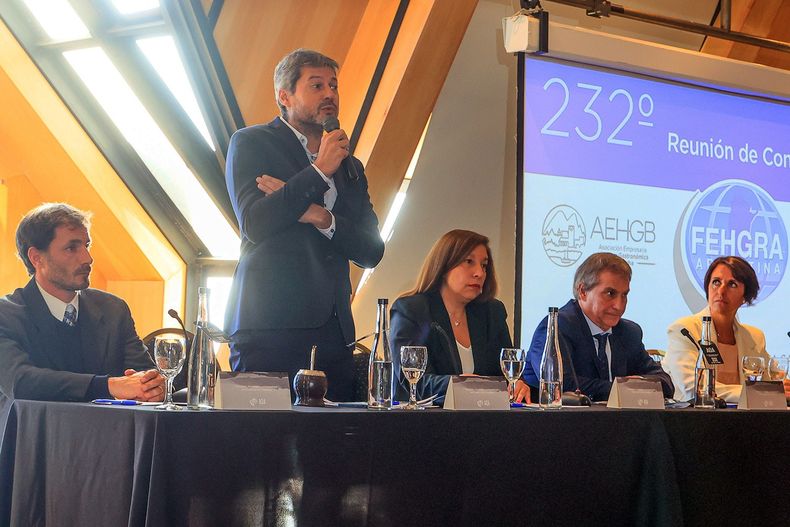“Hay que apostar al trabajo en conjunto entre el sector público y el privado