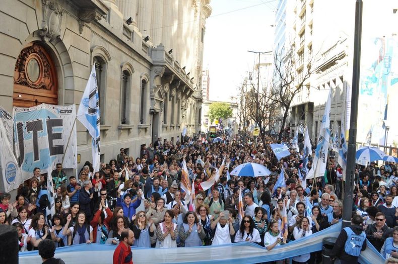UTE convocó un paro de 24 horas para el lunes 31 de octubre.&nbsp;