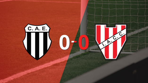 Con un empate 0 a 0, Estudiantes (BA) e Instituto definen todo en el partido de vuelta