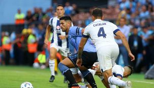 Belgrano y Talleres igualaron 2 a 2 en Córdoba. Belgrano y Talleres igualaron 2 a 2 en Córdoba.