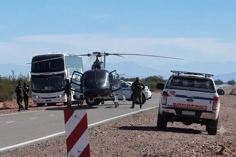La aeronave, en la que viajaban siete personas, perdió contacto en una zona ubicada entre Valle Fértil, Jáchal y el límite con La Rioja, lo que dio inicio a un importante operativo de búsqueda.