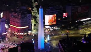 El Obelisco porteño con los colores de la Selección.