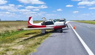 Una avioneta aterrizó de emergencia en la Ruta 56.