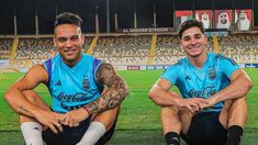 Lautaro Martínez y Julián Álvarez la rompen en Europa. Lautaro Martínez y Julián Álvarez la rompen en Europa.