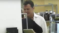 Luis Miguel de compras en Miami.&nbsp;