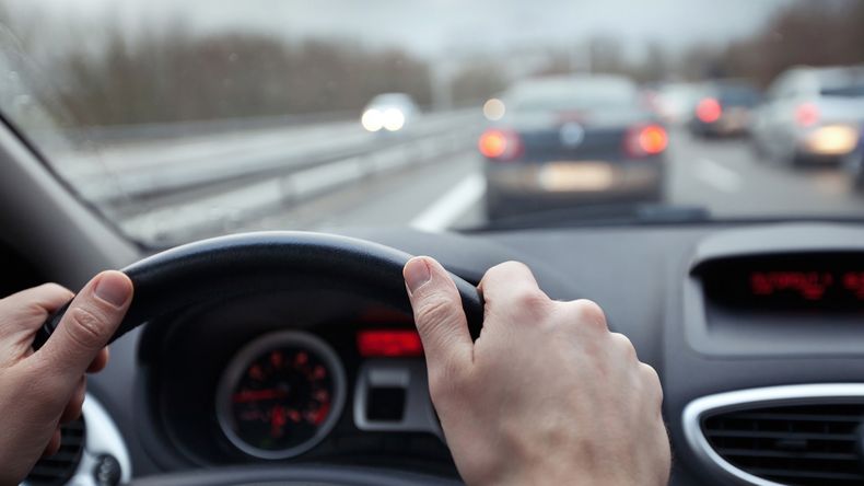 Construyen en Europa una autopista inteligente que se conecta al vehículo