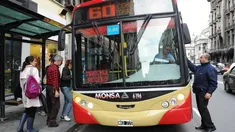 Tras el ataque a dos choferes: seis líneas de colectivo cambian su recorrido Tras el ataque a dos choferes: seis líneas de colectivo cambian su recorrido