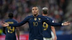 La FIFA sancionó a Francia porque Mbappé se negó a hablar en conferencia: los motivos del futbolista. La FIFA sancionó a Francia porque Mbappé se negó a hablar en conferencia: los motivos del futbolista.