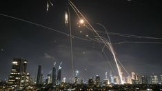 Escala el conflicto en Medio Oriente: Irán contraataca y bombardea Israel con más de 100 misiles. Escala el conflicto en Medio Oriente: Irán contraataca y bombardea Israel con más de 100 misiles.