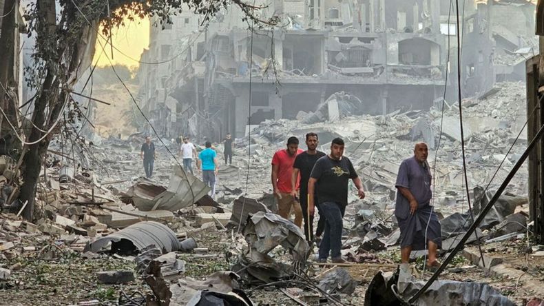 Los bombardeos israelíes en la Franja de Gaza ya dejaron más de 9.000 muertos.