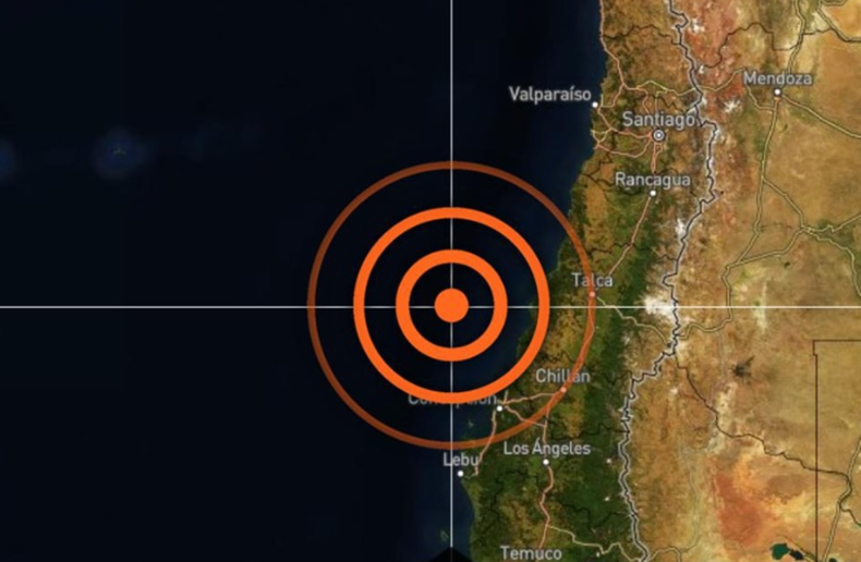 El Centro Sismológico Nacional de la Universidad de Chile descartó un tsunami.
