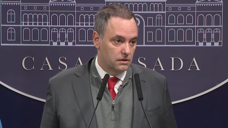Adorni repudió el atentado contra Donald Trump.